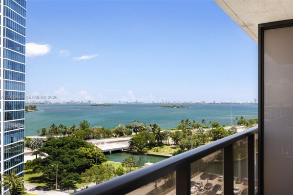 600 NE 36th St #1109 Miami, FL 33137