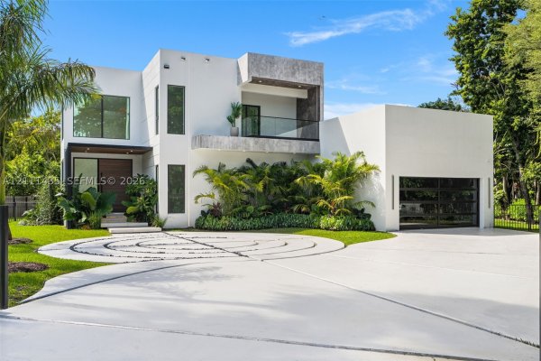 9530 SW 95th Ct Miami, FL 33176