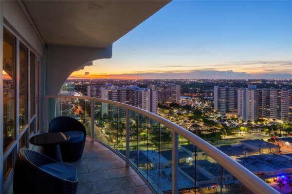 3400 Galt Ocean #PH7S Fort Lauderdale, FL 33308