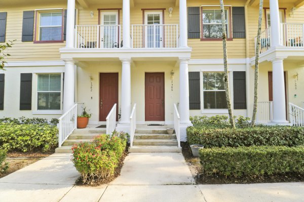 1586 Frederick Small Jupiter, FL 33458