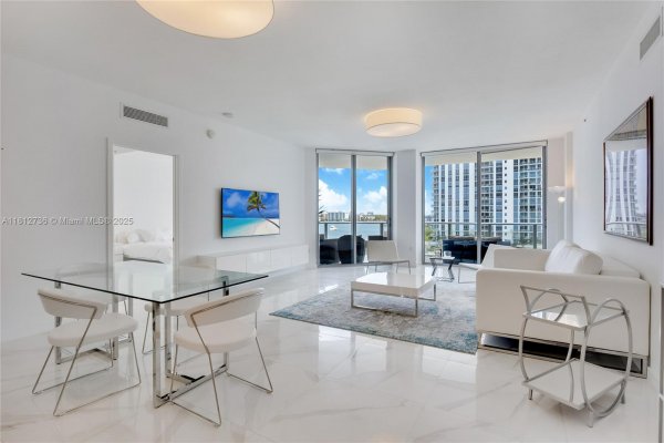 17301 Biscayne Blvd #605 North Miami Beach, FL 33160