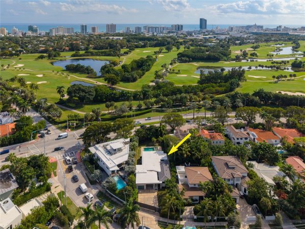 3141 N Bay Rd Miami Beach, FL 33140