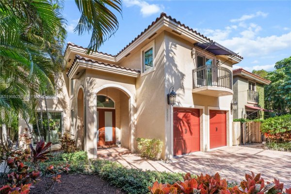 4125 Poinciana Ave Miami, FL 33133