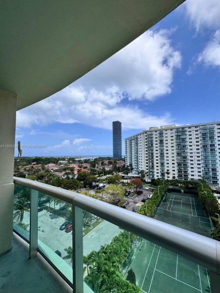 19380 Collins Ave #910 Sunny Isles Beach, FL 33160
