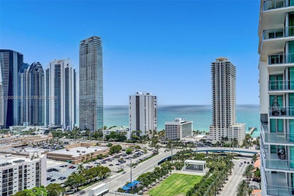 330 Sunny Isles Blvd #5-2207 Sunny Isles Beach, FL 33160