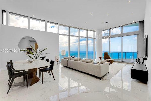 15701 Collins Ave #4701 Sunny Isles Beach, FL 33160