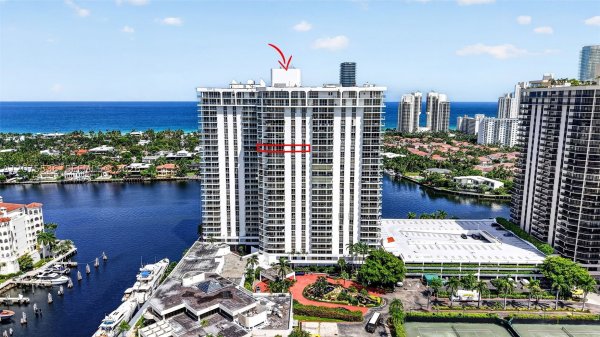 19707 Turnberry Way #22A Aventura, FL 33180