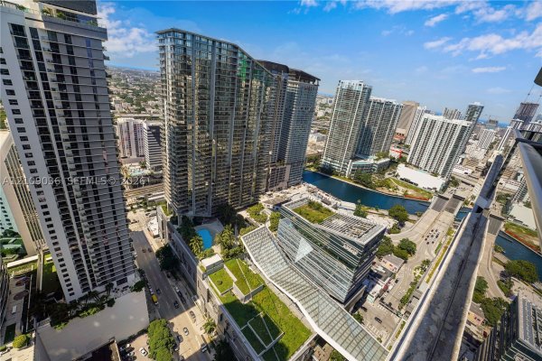 801 S Miami Ave #4410 Miami, FL 33130
