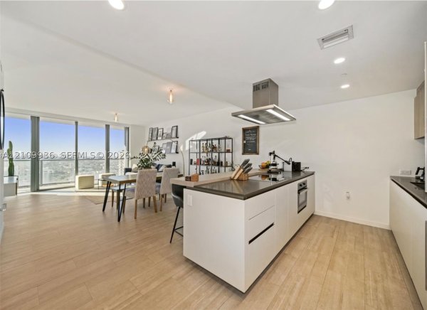 Undisclosed Address Miami, FL 33131