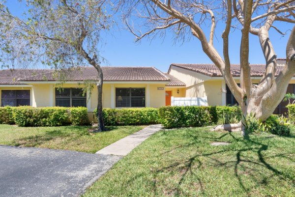 6731 Bridlewood Boca Raton, FL 33433