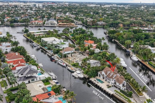 400 Mola Fort Lauderdale, FL 33301