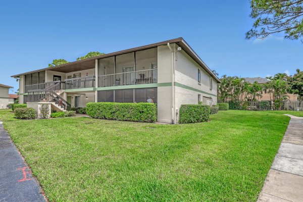 6257 Chasewood Dr #B Jupiter, FL 33458