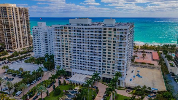 9801 Collins Ave #10G Bal Harbour, FL 33154
