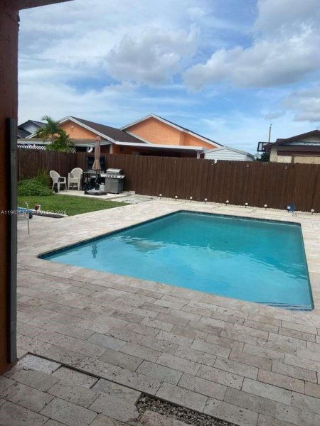 19763 SW 124th Ave Miami, FL 33177