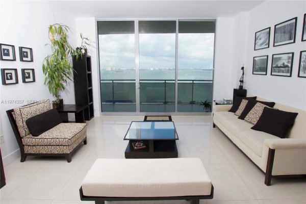 7901 Hispanola Ave #1201 North Bay Village, FL 33141