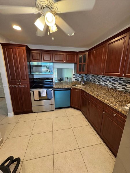 6095 N Sabal Palm Blvd #104 Tamarac, FL 33319