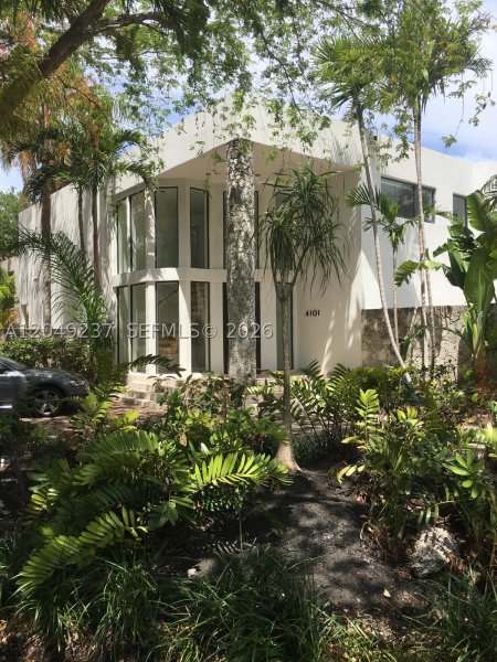 4101 Battersea Rd #1 Miami, FL 33133