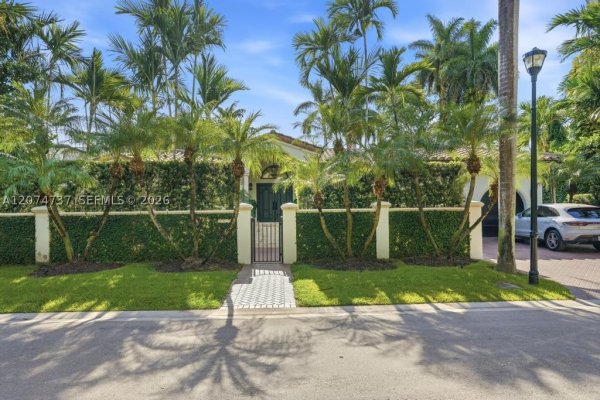 2532 NW Lake Ave Miami Beach, FL 33140