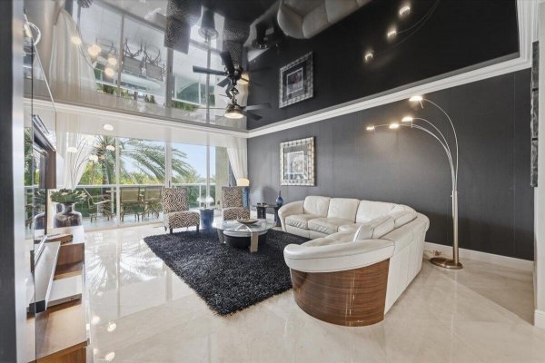 3100 N Ocean #407 Fort Lauderdale, FL 33308