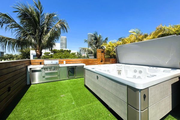 361 Jefferson #1 Miami Beach, FL 33139