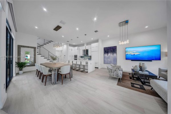 4757 NW 85th Ave Doral, FL 33166