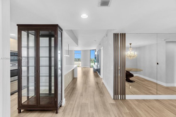 17301 Biscayne Blvd #1106 North Miami Beach, FL 33160