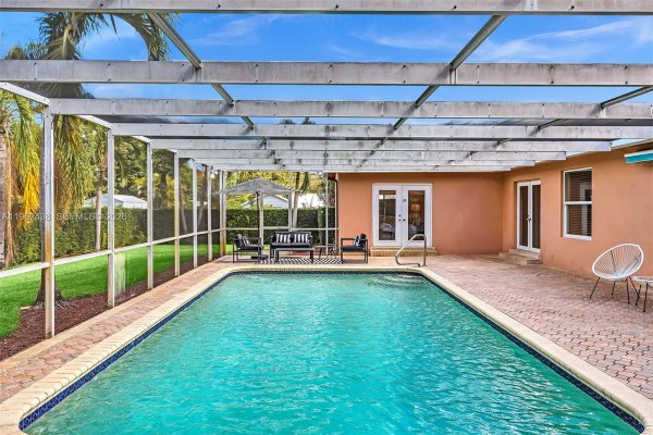 3437 Buchanan St Hollywood, FL 33021