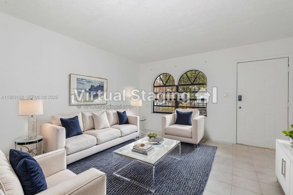 1082 W 79th St #25 Hialeah, FL 33014