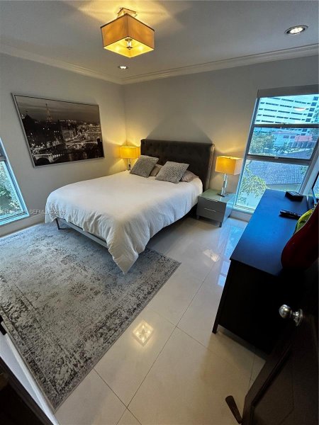 201 178th Dr #434 Sunny Isles Beach, FL 33160