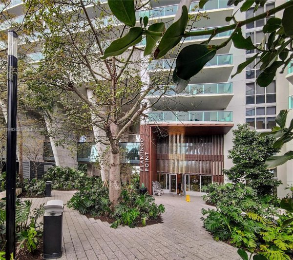 1500 Bay Rd #330S Miami Beach, FL 33139