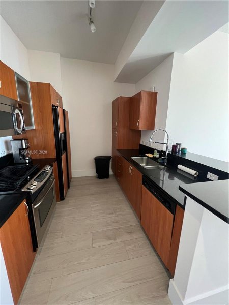 18800 NE 29th Ave #PH25 Aventura, FL 33180