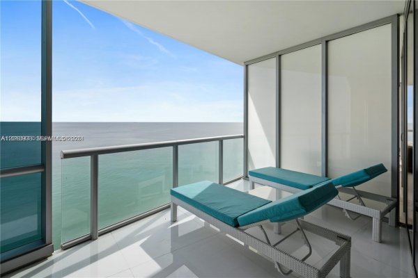 17121 Collins Ave #1703 Sunny Isles Beach, FL 33160