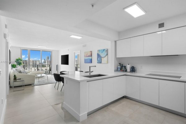 300 Sunny Isles Blvd #4-1603 Sunny Isles Beach, FL 33160