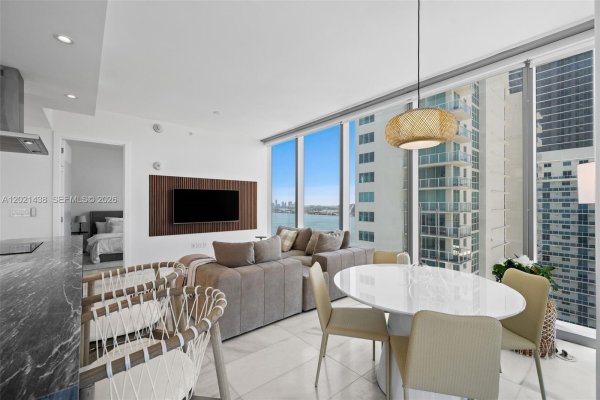 700 NE 26th Ter #2105 Miami, FL 33137