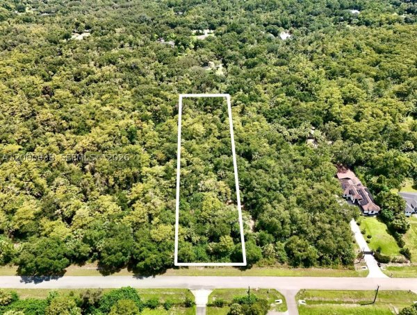 35th Ave Nw Naples, FL 34120
