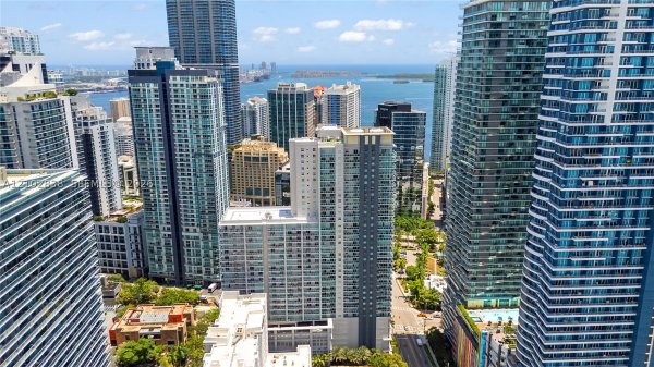 1250 S Miami Ave #3506 Miami, FL 33130