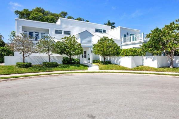 129 S Flagler Promenade West Palm Beach, FL 33405