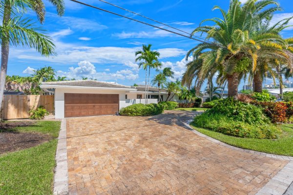 2813 NE 29th Fort Lauderdale, FL 33306