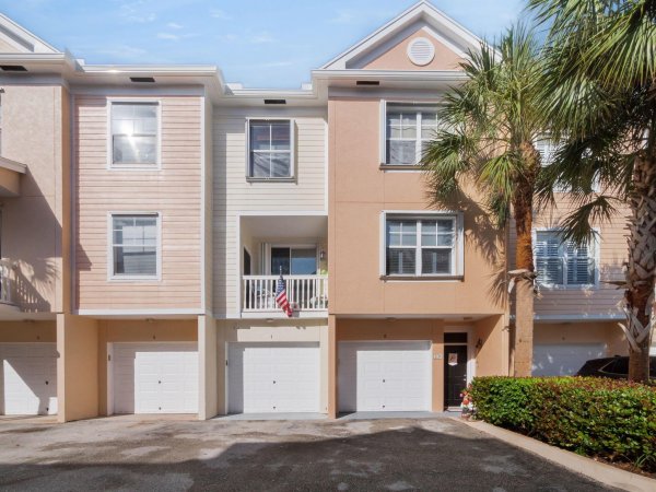 155 Galicia Way #206 Jupiter, FL 33458