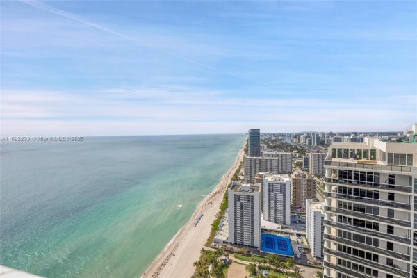 1830 S Ocean Dr #4704 Hallandale Beach, FL 33009