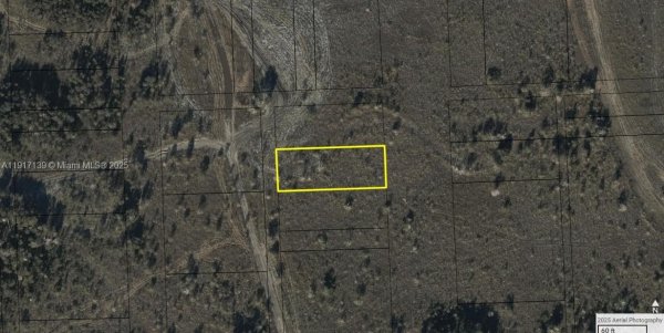 162 CT approximate SW 35th St Approximate Miami, FL 33185