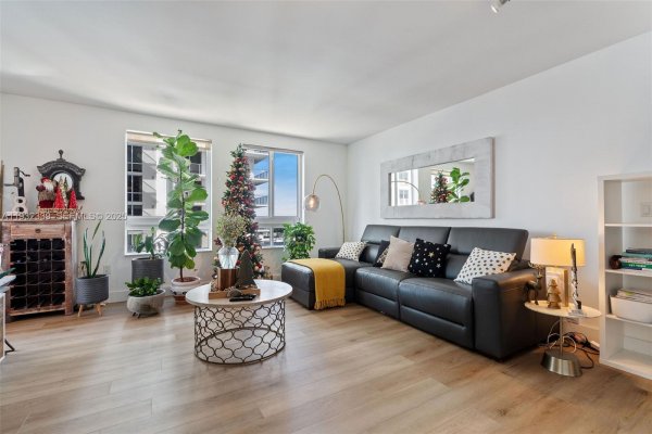 7350 SW 89th St #1110S Miami, FL 33156