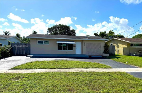 7930 NW 21st Ct Sunrise, FL 33322
