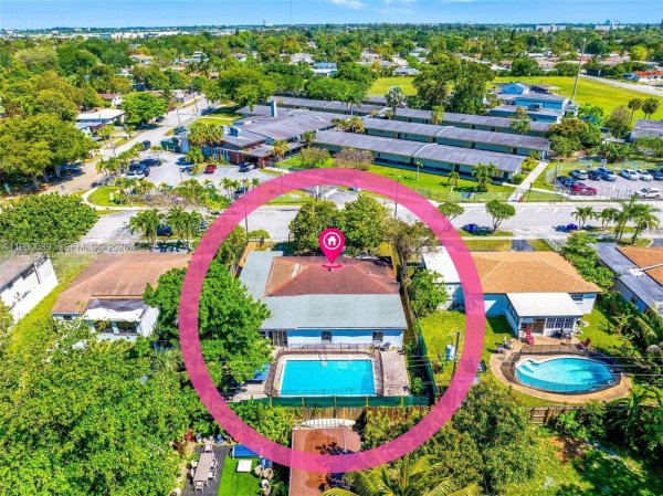 720 NE 171st St North Miami Beach, FL 33162