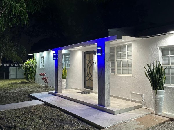 17351 NW 29th Ave Miami Gardens, FL 33056