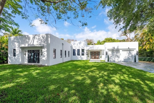 1120 Wallace St Coral Gables, FL 33134