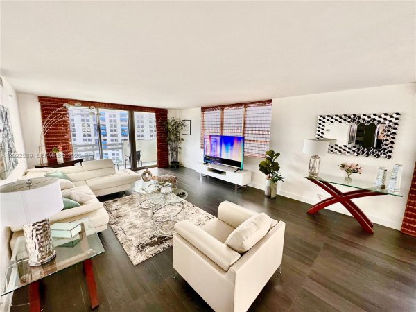1500 Bay Rd #1114S Miami Beach, FL 33139