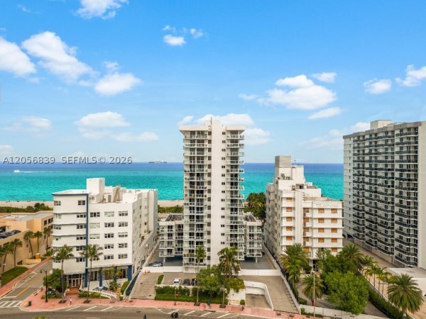 2457 Collins Ave #1603 Miami Beach, FL 33140