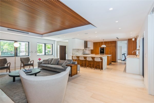 1035 Catalonia Ave Coral Gables, FL 33134