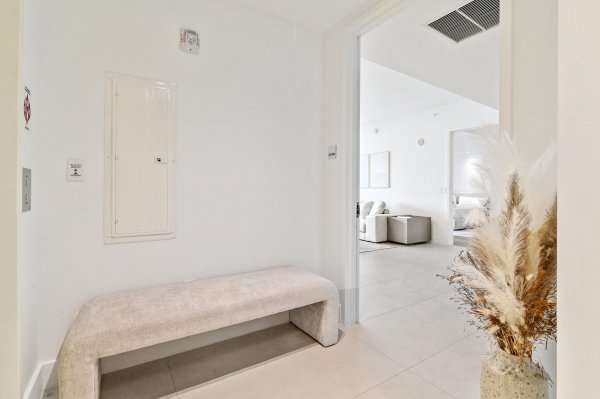 10203 Collins #305 Bal Harbour, FL 33154